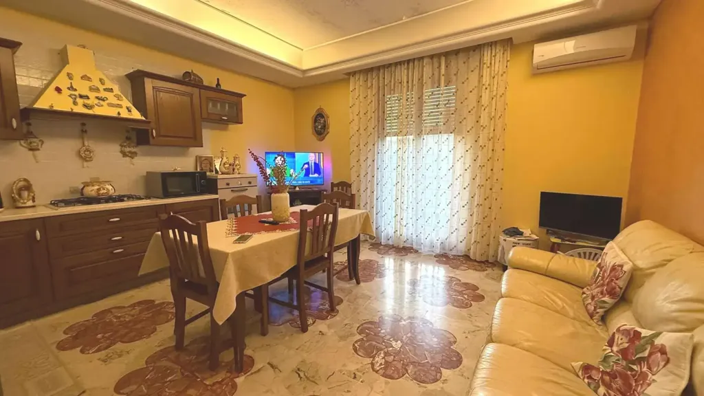 Salle à manger - Apartment with Balcony in Mazara del Vallo