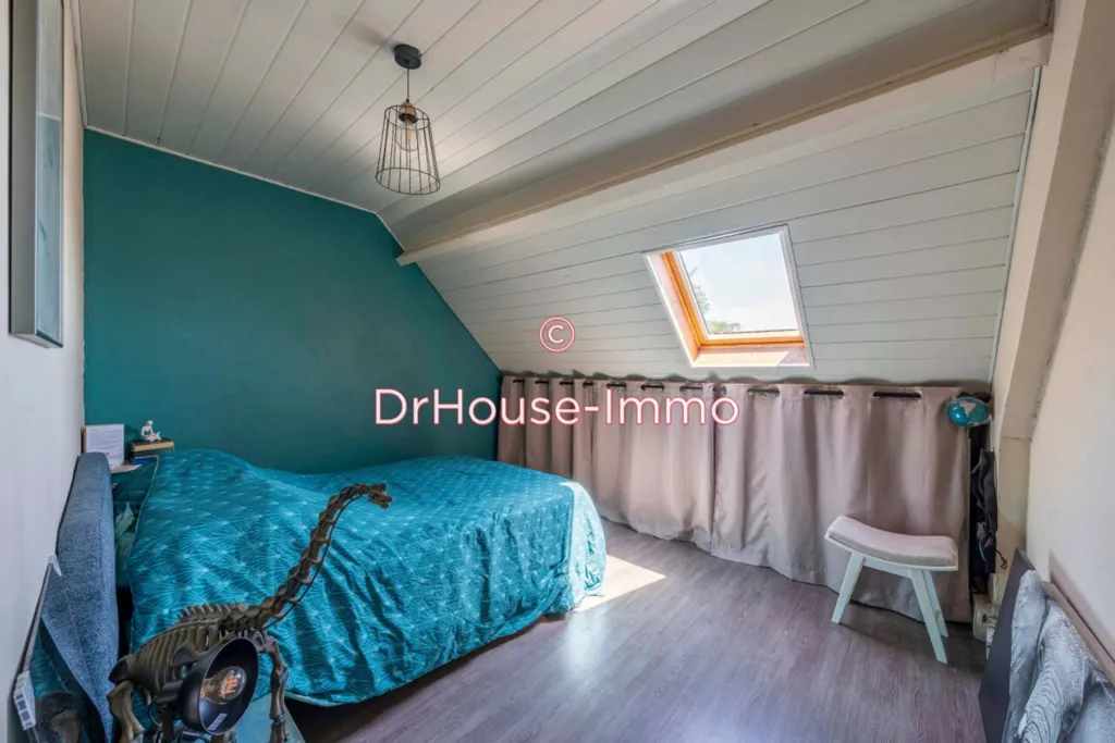 Chambres - Maison Familiale avec Piscine à Linas