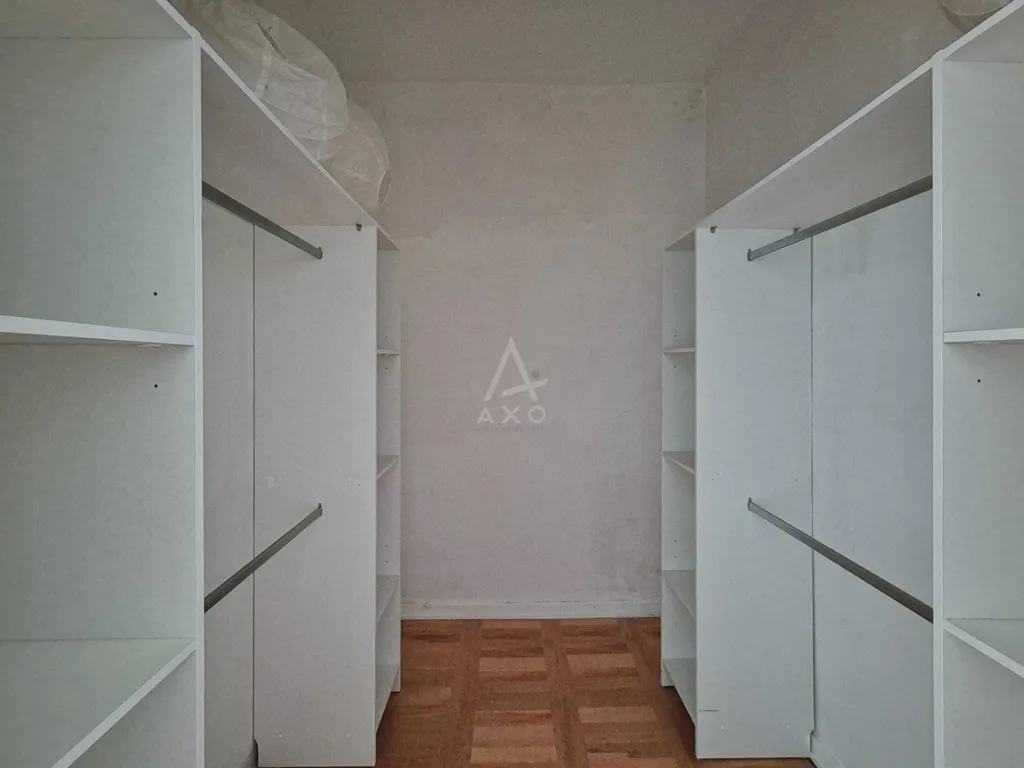 Pièces - Appartement dans Ancienne Abbaye à Saint-Hubert