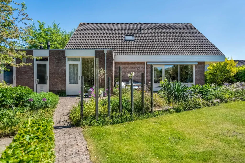 Jardin - Characterful Bungalow with Garden in Hasselt