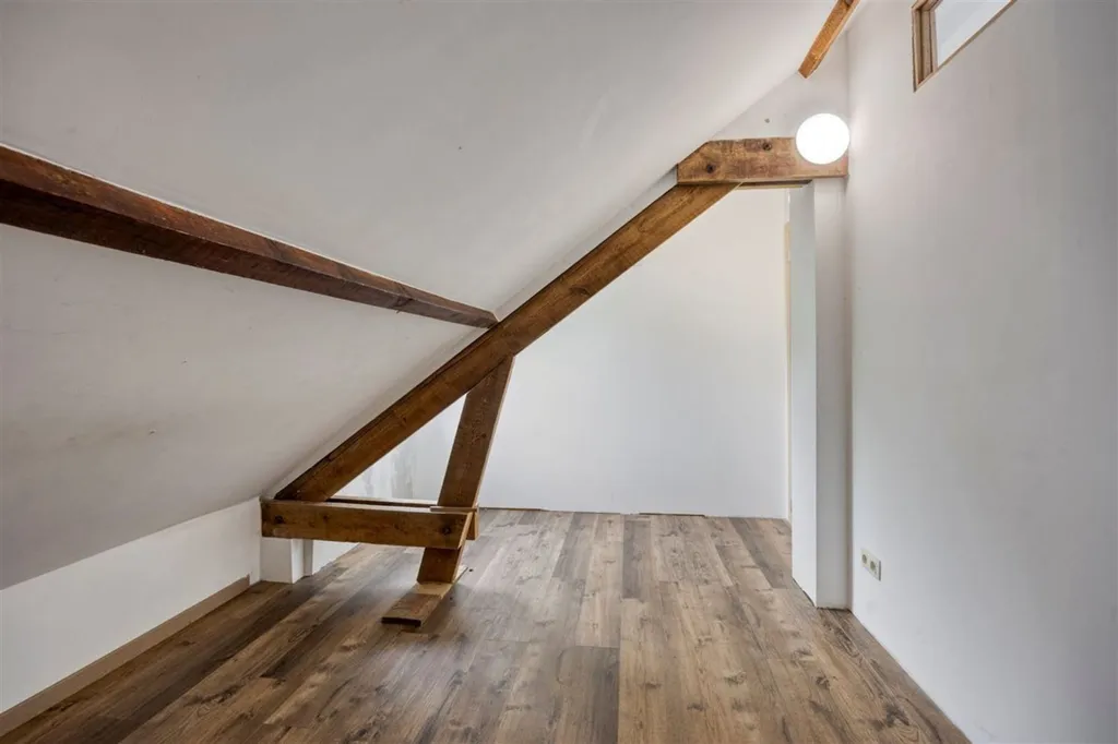 4 magamistoaga maja asukohas Court-Saint-Etienne