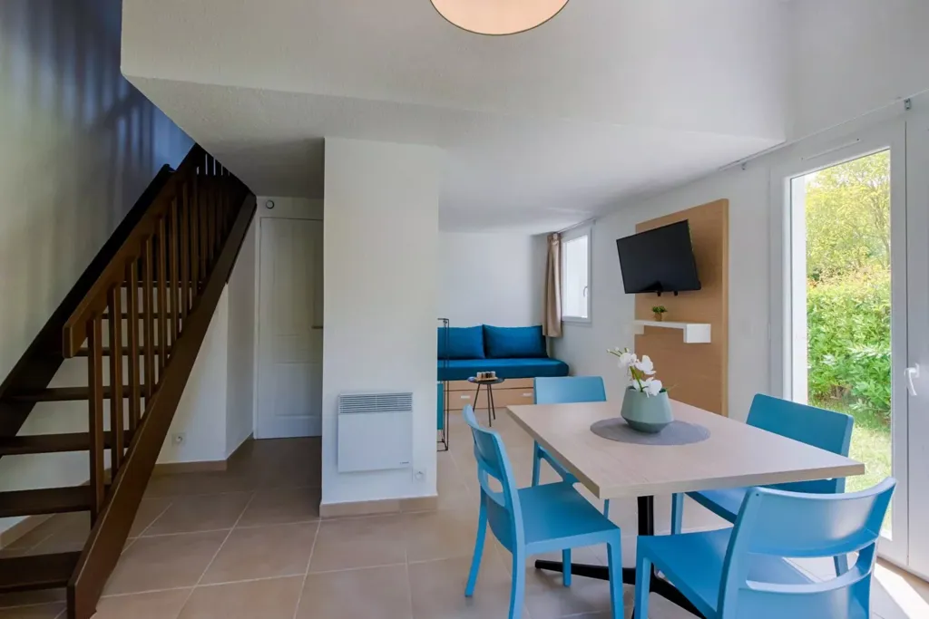 Salle à manger - Appartement avec Piscine à Mandelieu