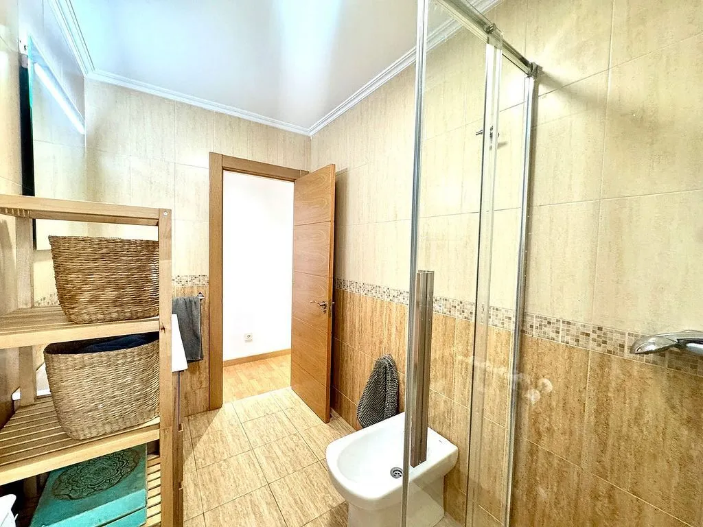 Salles de bain - Modernised Flat with Lift in La Arena, Gijón