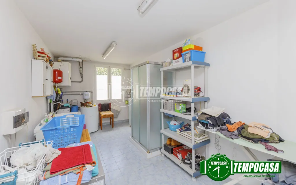 Buanderie - Modern Villa with Garden in Piacenza