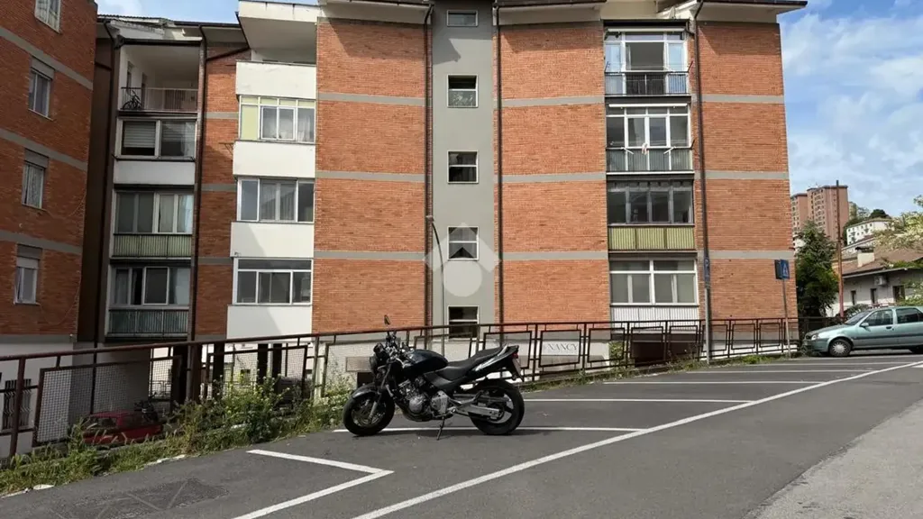 Extérieur - Apartment with Balcony in Potenza