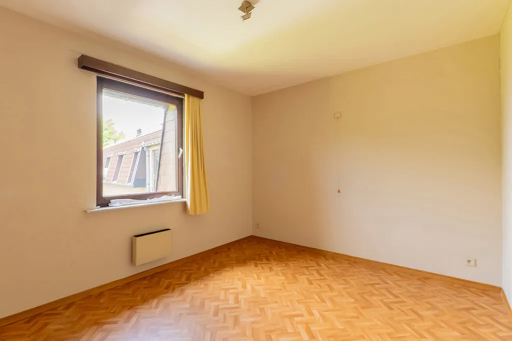 Toad - Apartment with Private Garage in Rekkem