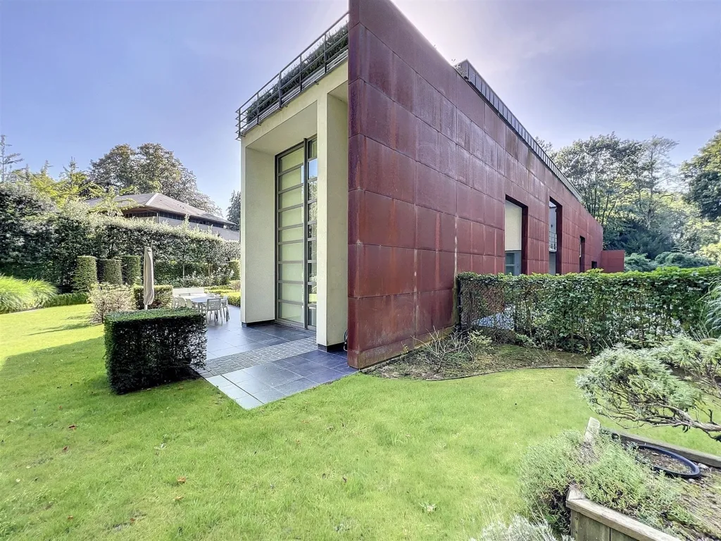 Aed - Triplex with Garden in Hougoumont