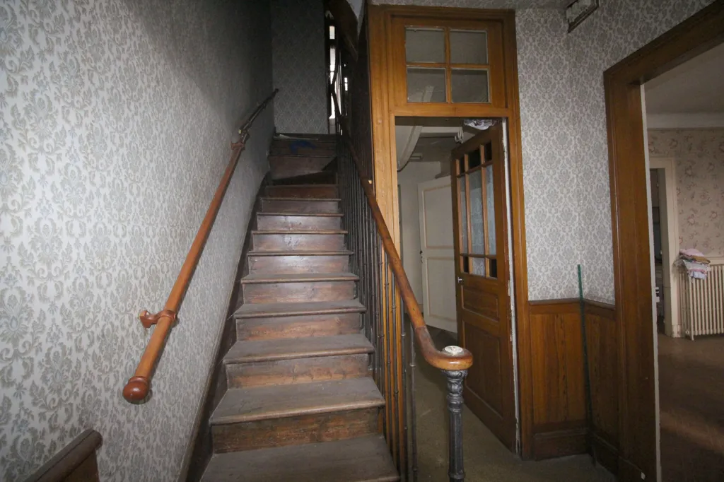 Toad - Ancient House to Renovate near Luchon