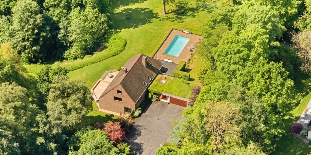Õhuvaade - Timeless Villa with 1 Hectare Plot in Ronse