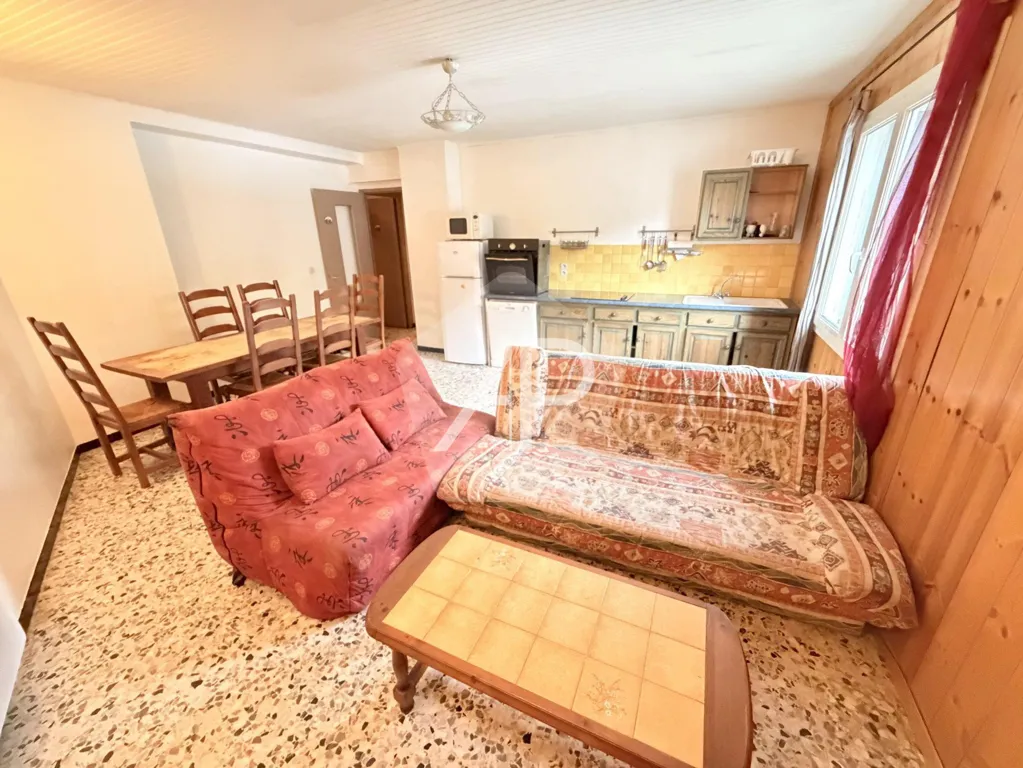 Elutuba - Spacious 4/5-Person Flat in Briançon