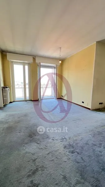 Séjour - Bright Trilocale with Box in Cassano Magnago