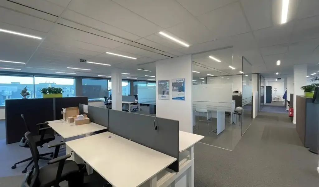 Kabinet - Office Space in The Sage, Berchem