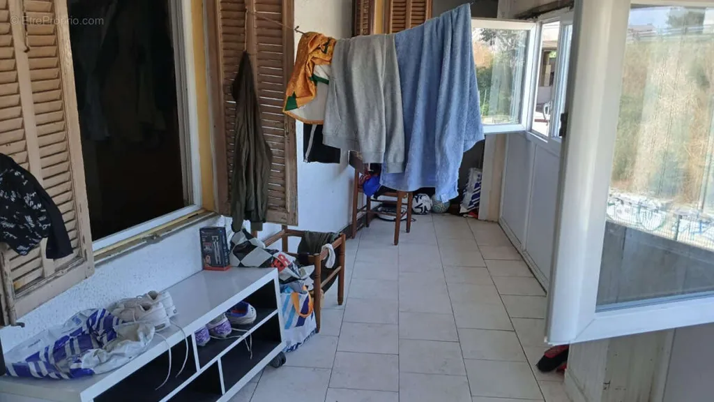Buanderie - Appartement avec Véranda à Marseille-3e