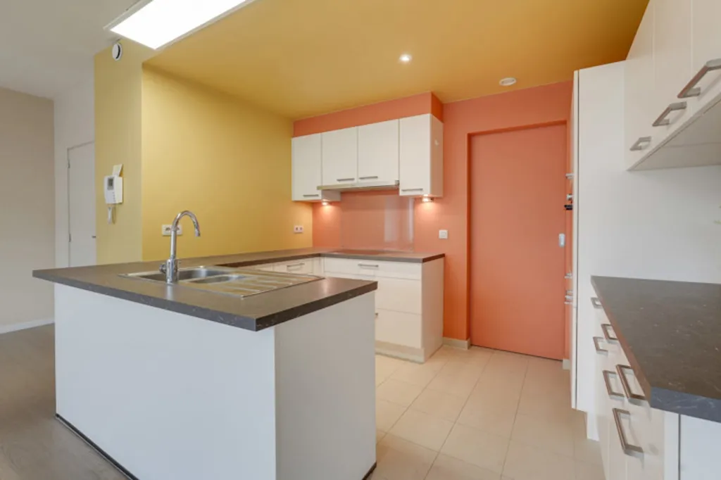 Köök - Apartment with Cathedral Views in Tournai