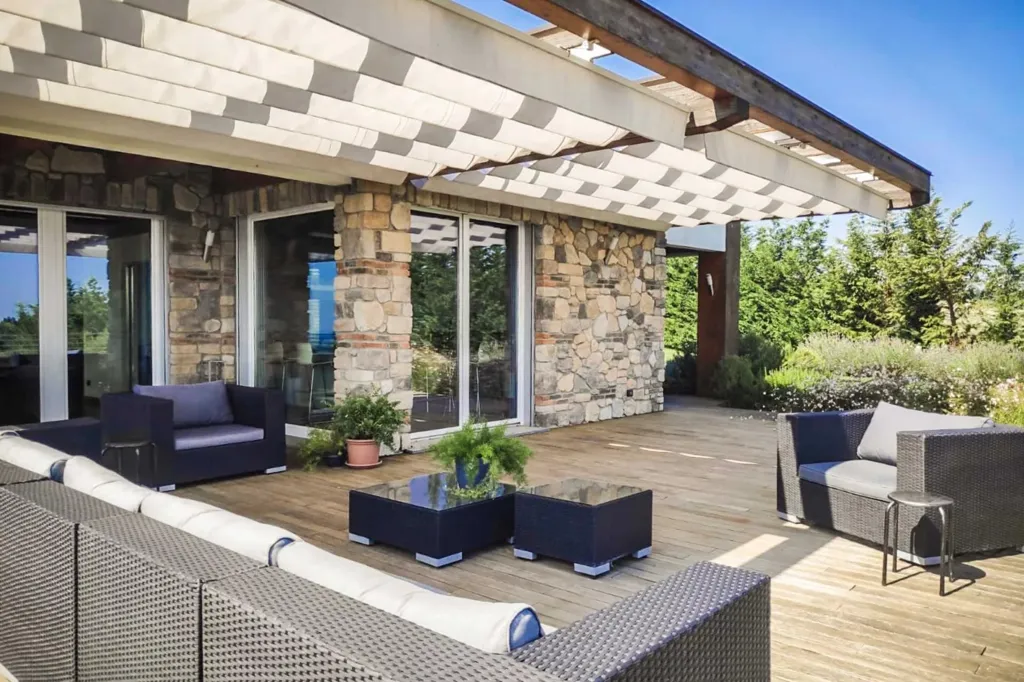 Terrasse - Modern Villa with Pool and Spa near Parma