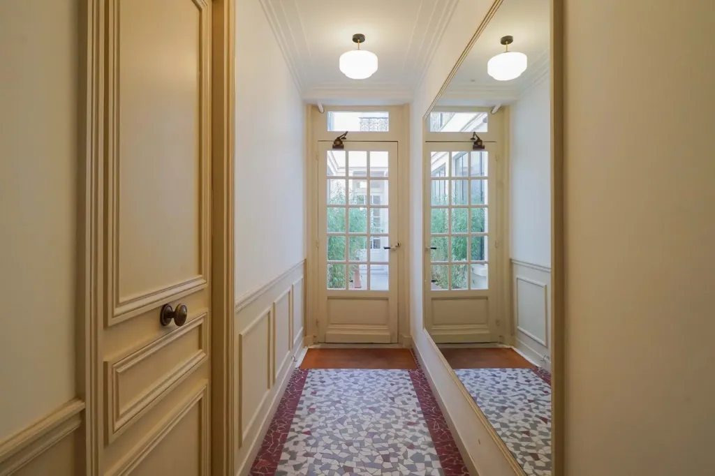 Ingresso - Renovated 2-Bed Flat with Terraces in Paris 75017