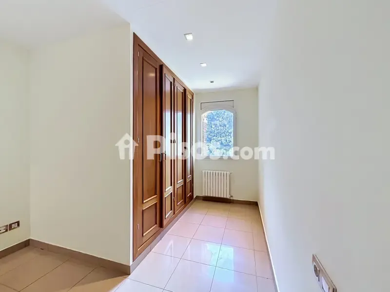 Entrée - Apartment with Parking and Storage in Escaldes-Engordany