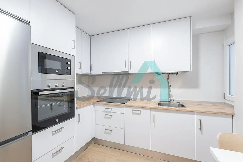 Cucina - Furnished Flat with Sea View in La Arena, Gijón