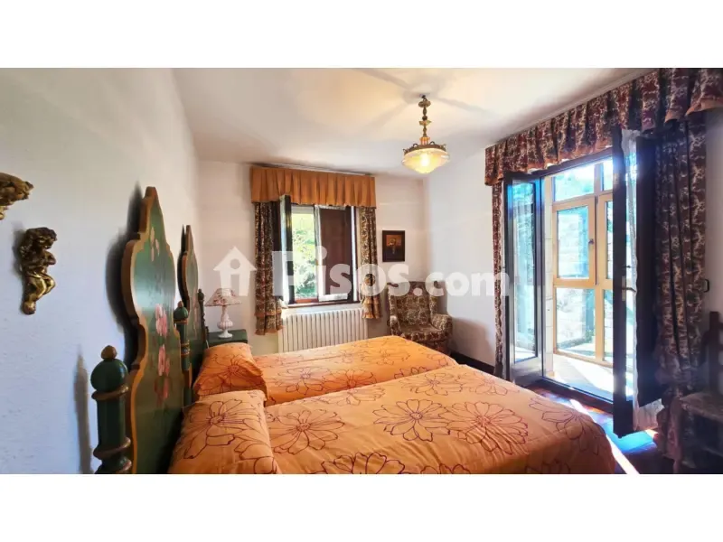 Bedrooms - Stone Cottage with Character in Entrambasaguas