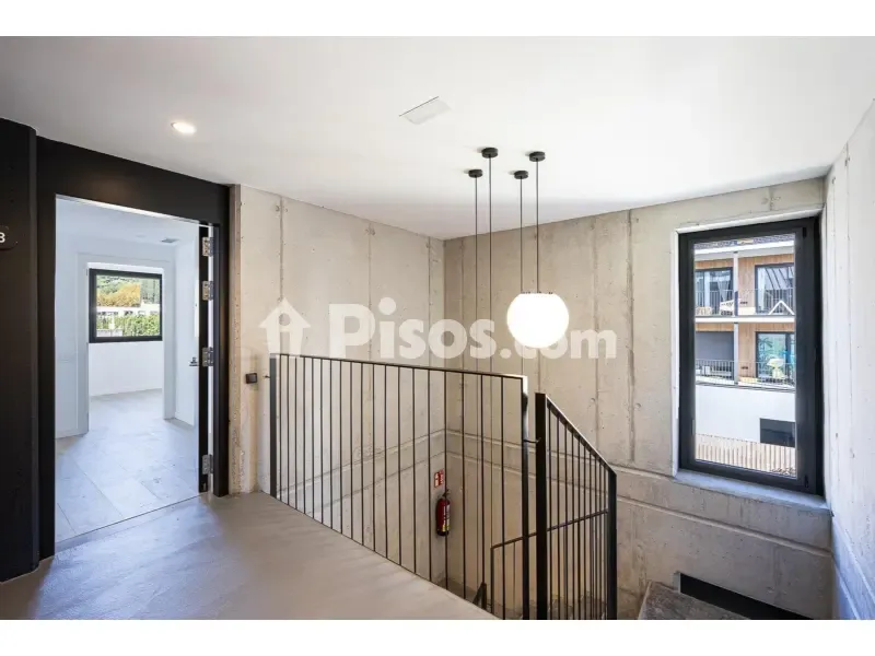 Toad - New Duplex with Pool in Tiana