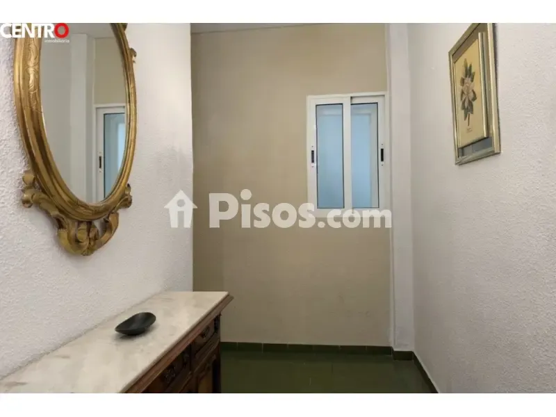 Esik - Spacious Apartment with Balcony in Santa Clotilde