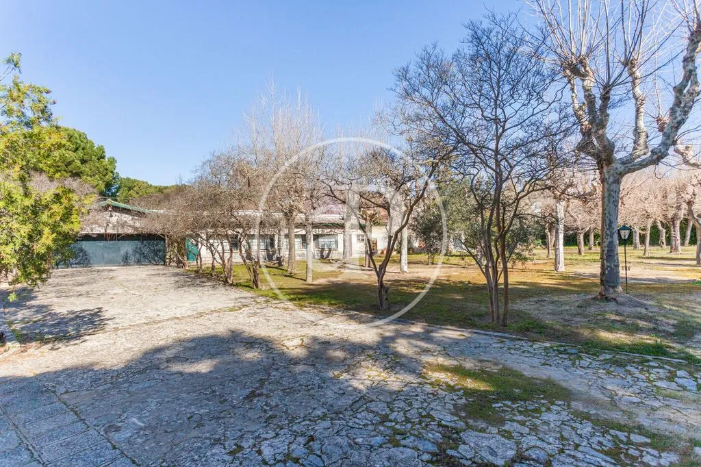 Giardino - Development Land in Torrelodones, Segregable Plots