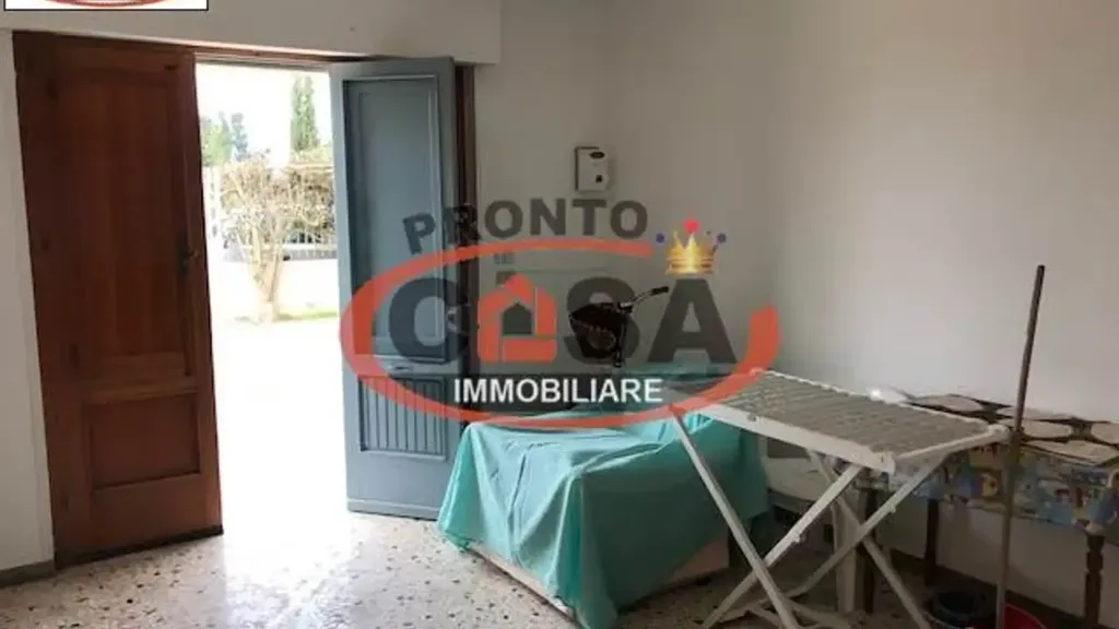 Buanderie - Two-Storey House with Veranda in Marsala
