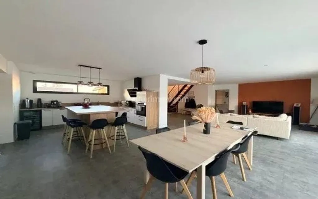 Söögituba - Luxury House with Pool near Lourdes