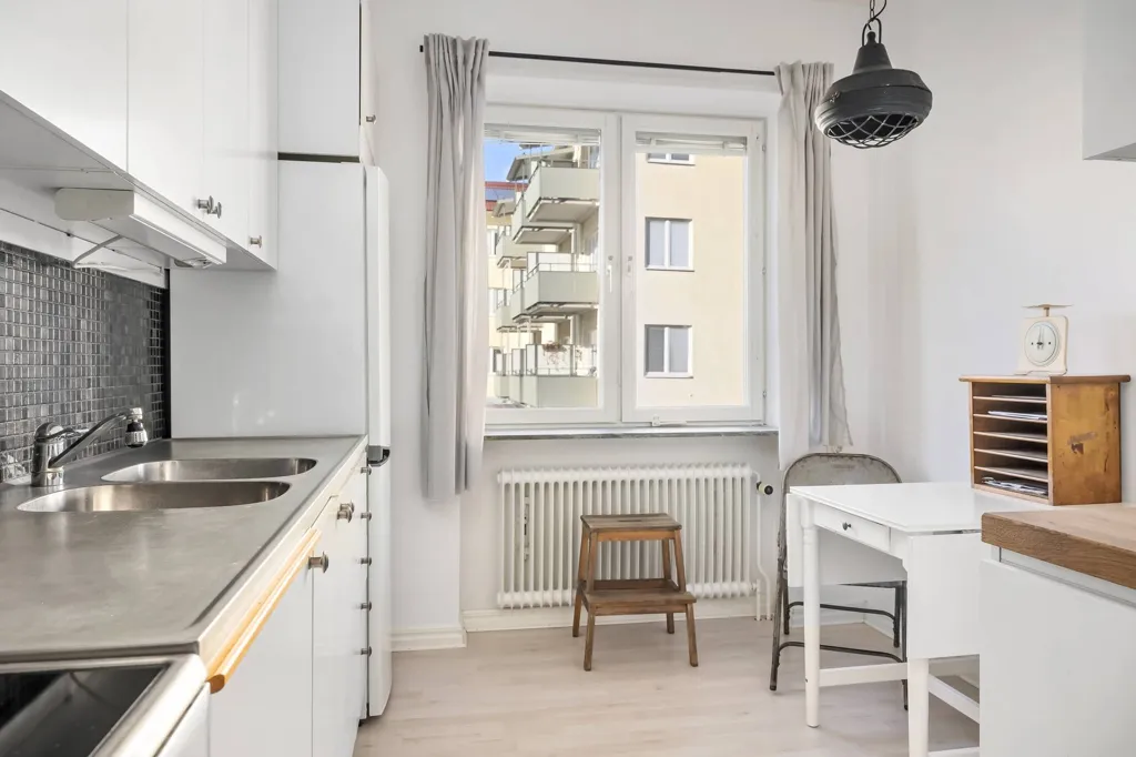 Köök - Two-Bedroom Apartment with City Proximity in Norrköping
