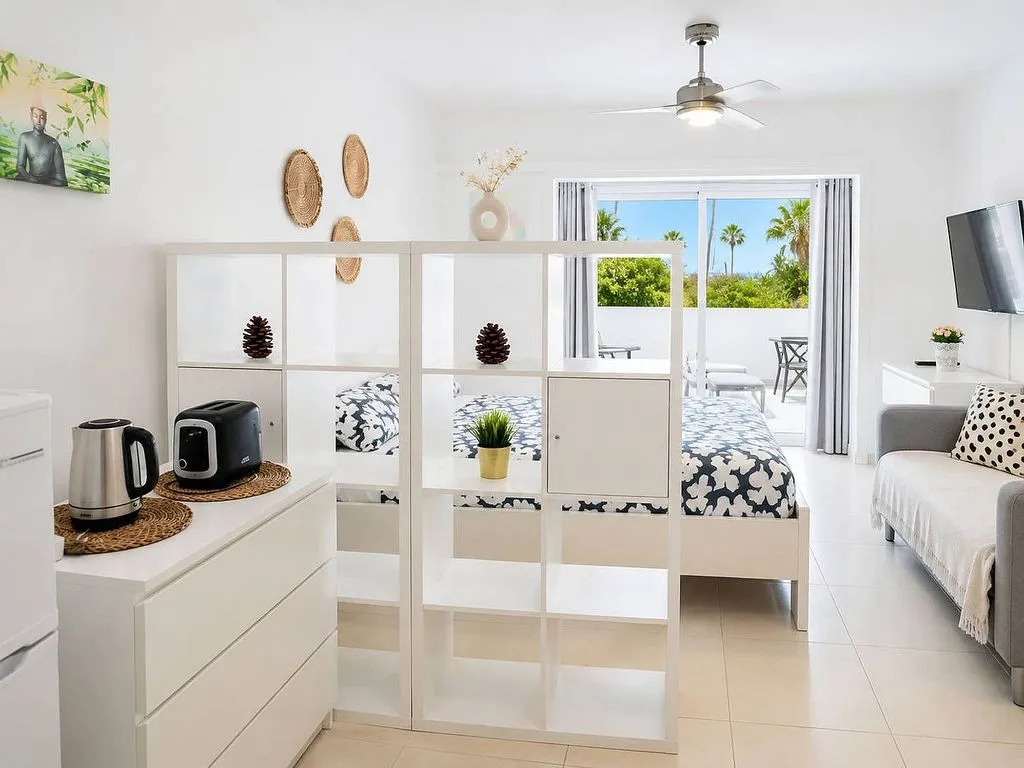 Bedrooms - Studio with Terrace and Pool in Playa de las Américas