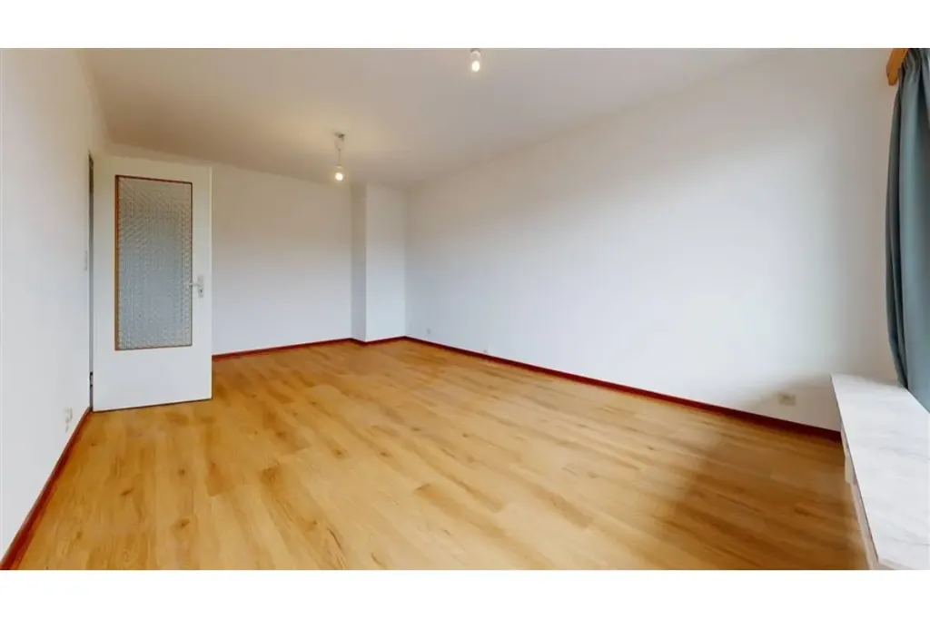 Rooms - Apartment with Terrace View in Liège