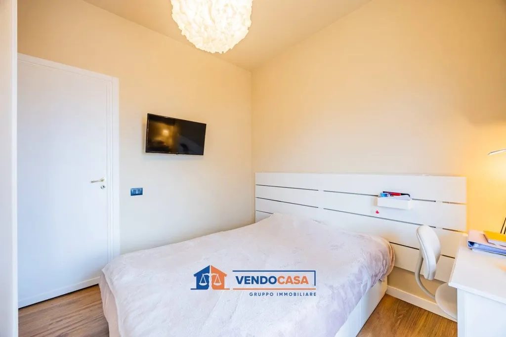 Chambres - Attico with Double Terraces in Settimo Torinese