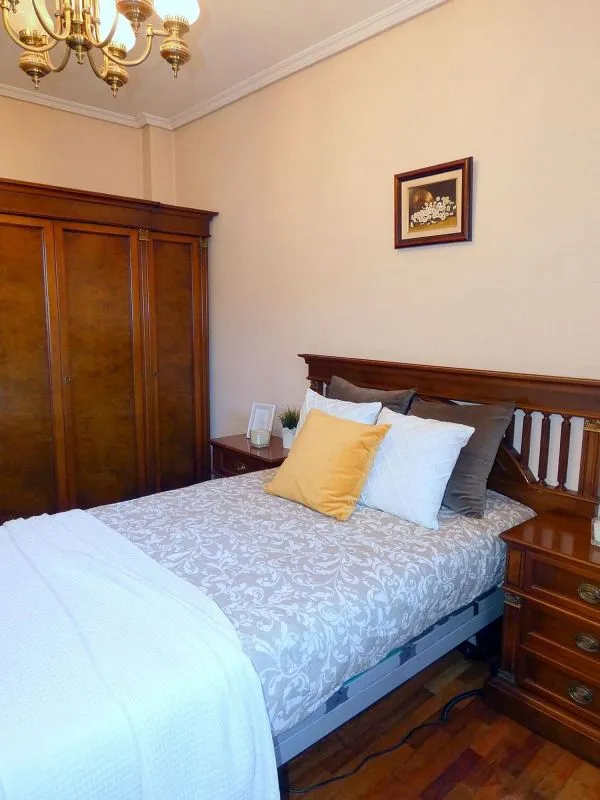 Magamistoad - Flat with Garage in Calle de Karmelo
