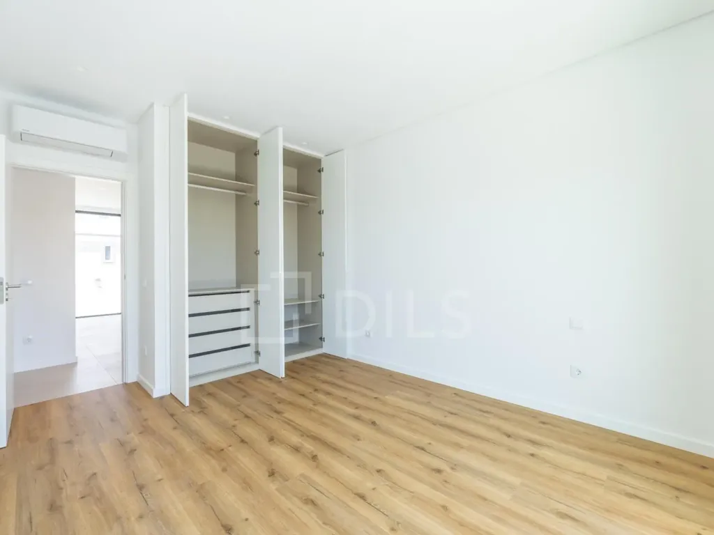 Chambres - Semi-Detached House with Pool in Olhão