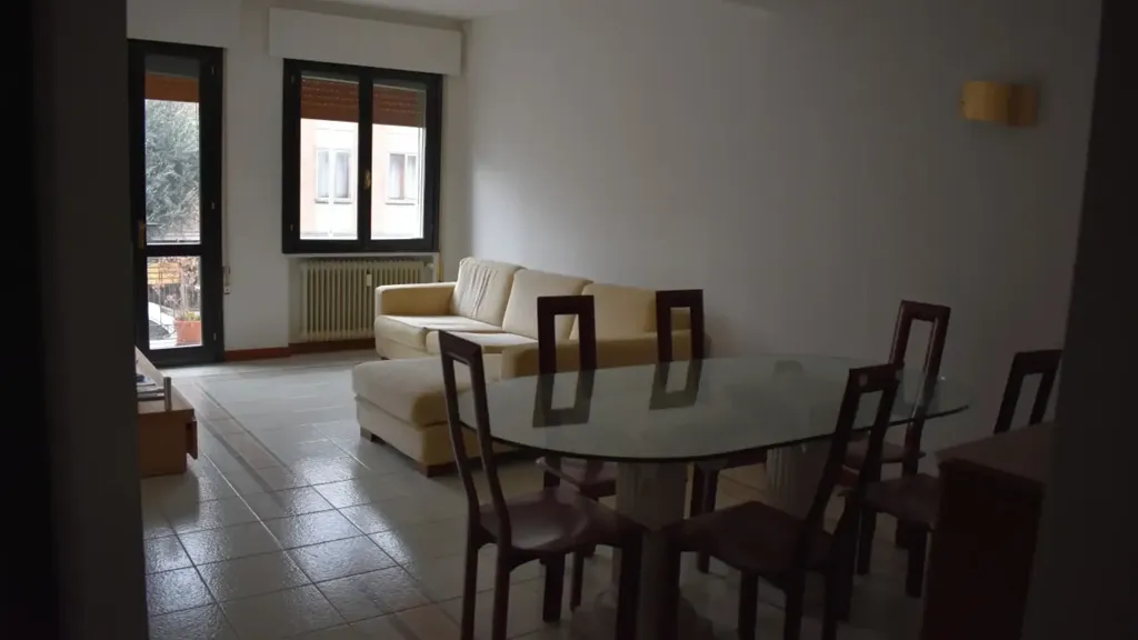 Salle à manger - Apartment with Balcony in Guizza, Padua