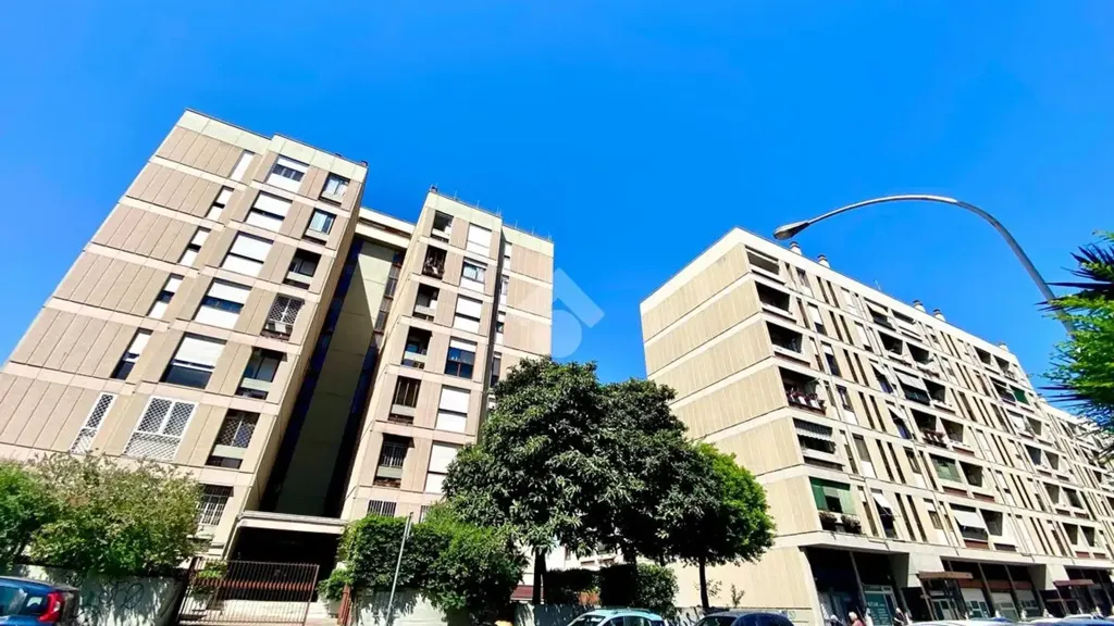 Esterno - Bright Triplex with Balcony in Rome