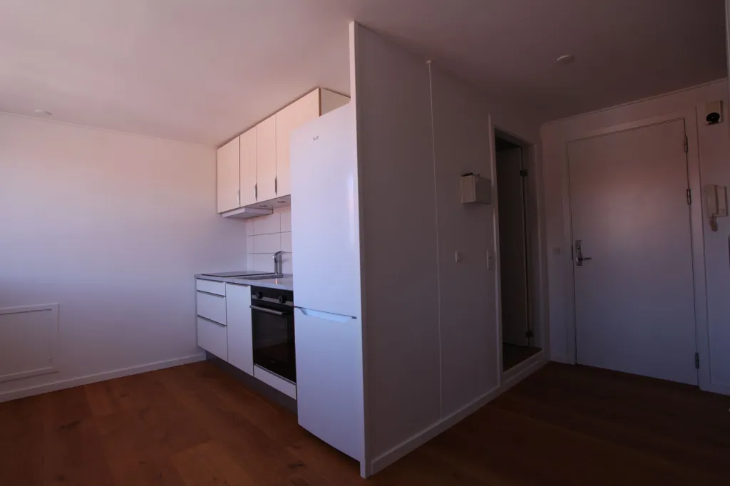 Köök - Renovated 1-Bed Flat with Balcony in Hammel