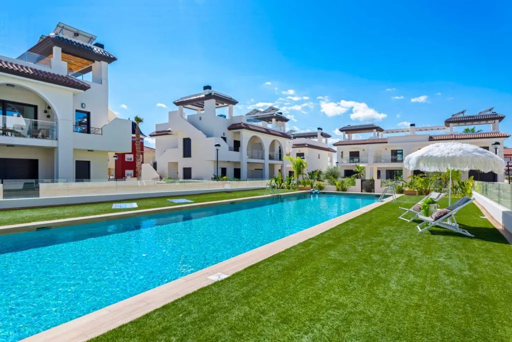 Bassein - Bungalow with Private Pool in Rojales