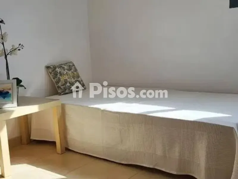 3 magamistoaga korter asukohas ES