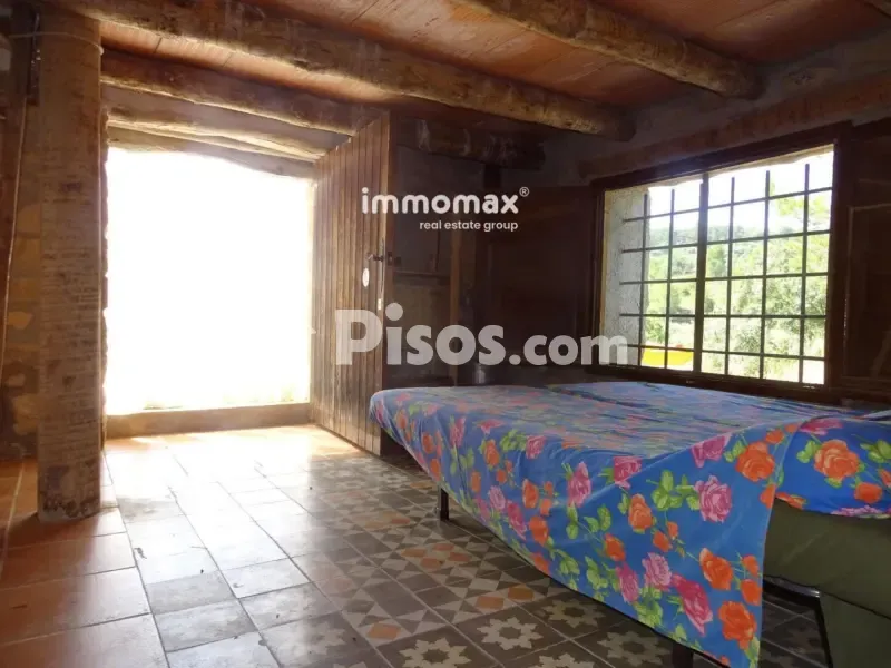 Magamistoad - Rustic Finca with Stone Cottage in Caseres