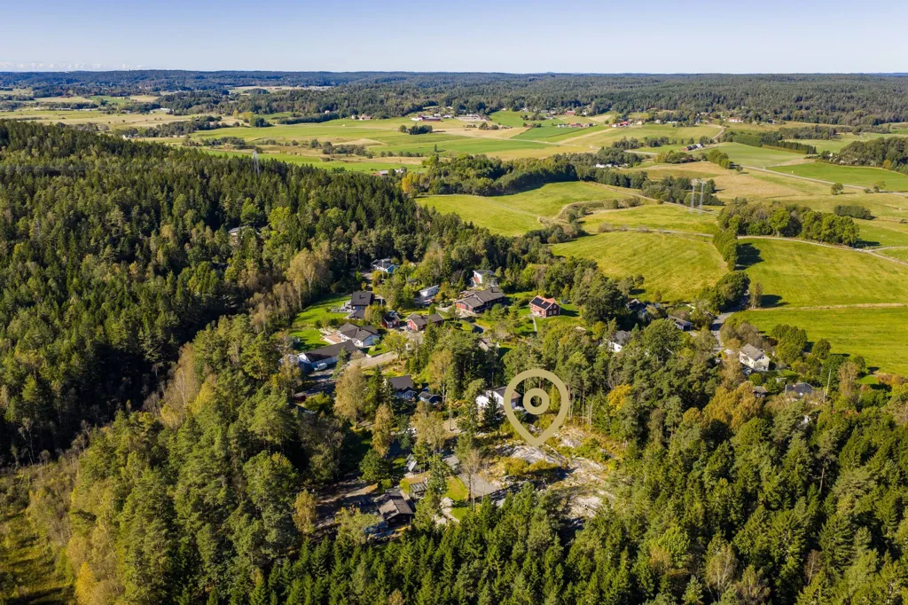 Õhuvaade - Generous Plot with Natural Setting near Gråbo