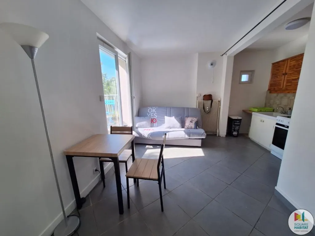 Söögituba - Studio with Terrace in Chamalières