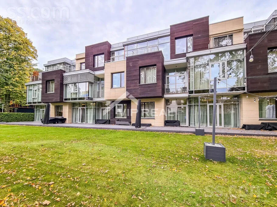 Välivaade - Modernised Apartment with Balcony in Dzintari