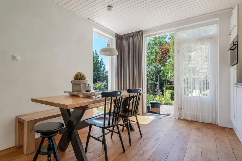 Salle à manger - Characterful Bungalow with Garden in Hasselt