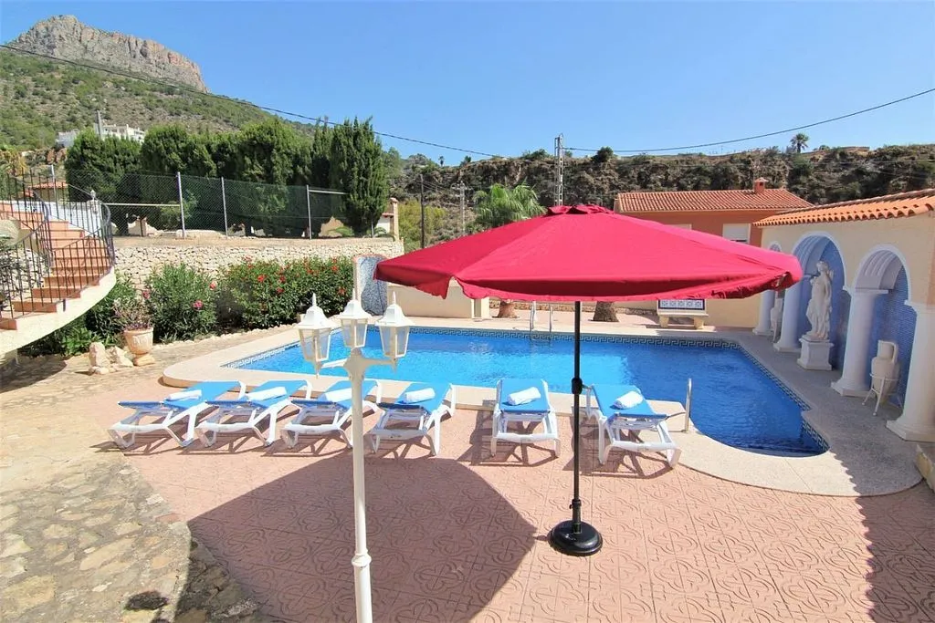 Piscine - Villa with Pool and Terrace in Calpe