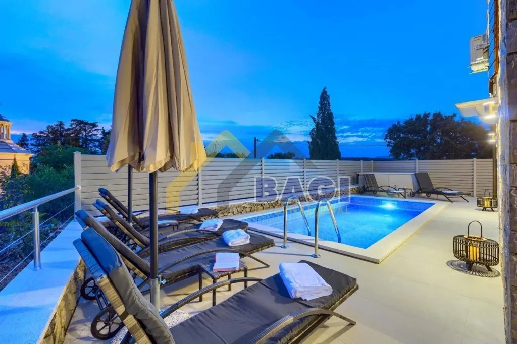 Piscina - Traditional Villa with Pool in Nerežišća