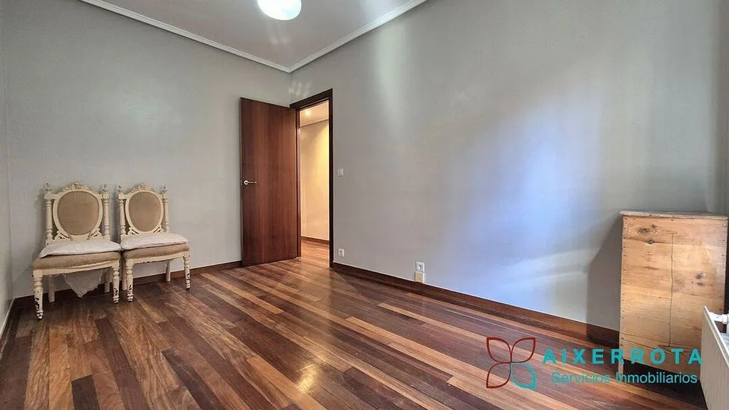 Rooms - Ground Floor Flat with Garden in Algorta, Getxo