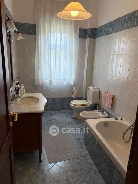 Bagni - Spacious Flat with Balcony in Siracusa