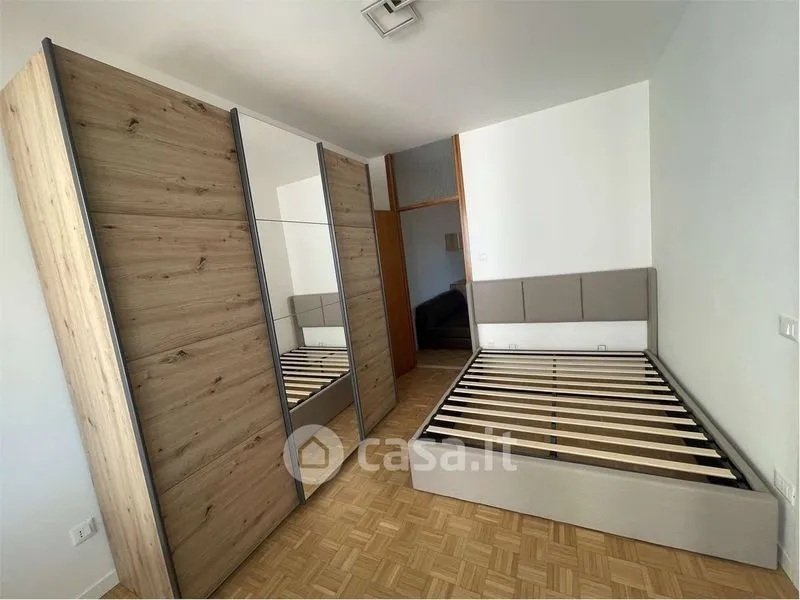 Chambres - Rented Duplex with Balcony in Trento
