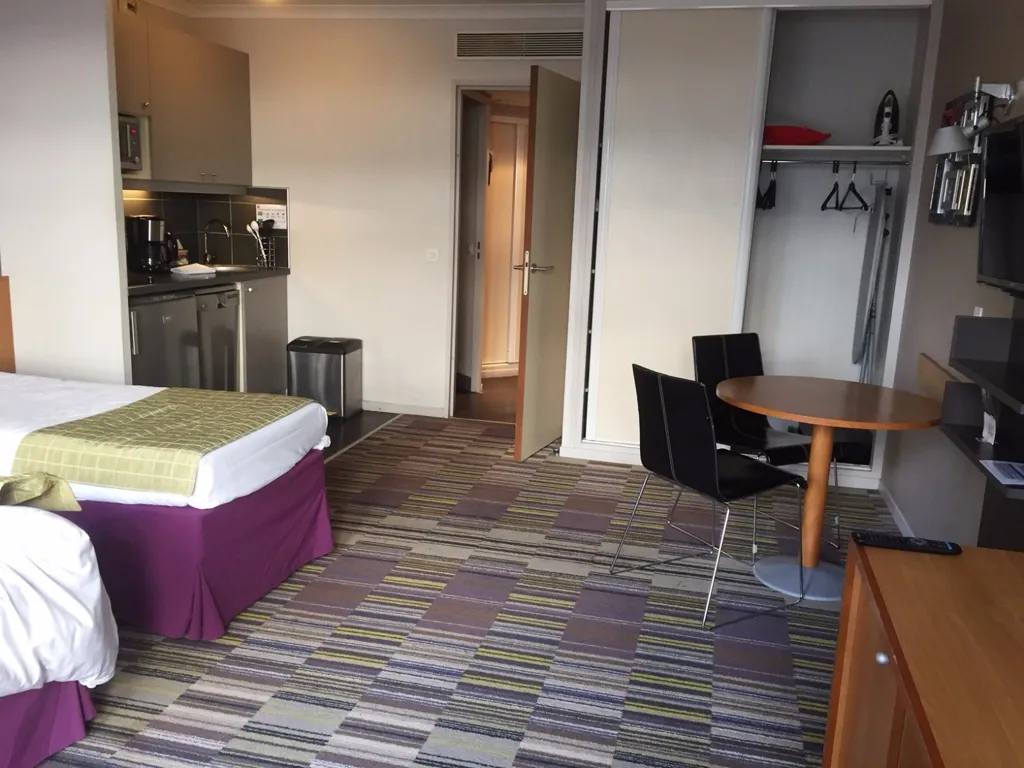 Magamistoad - Studio with Balcony in Porte de Versailles
